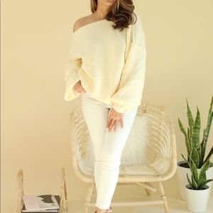&merci On/Off- the Shoulder Boatneck Sweater *NWOT* Boutique*